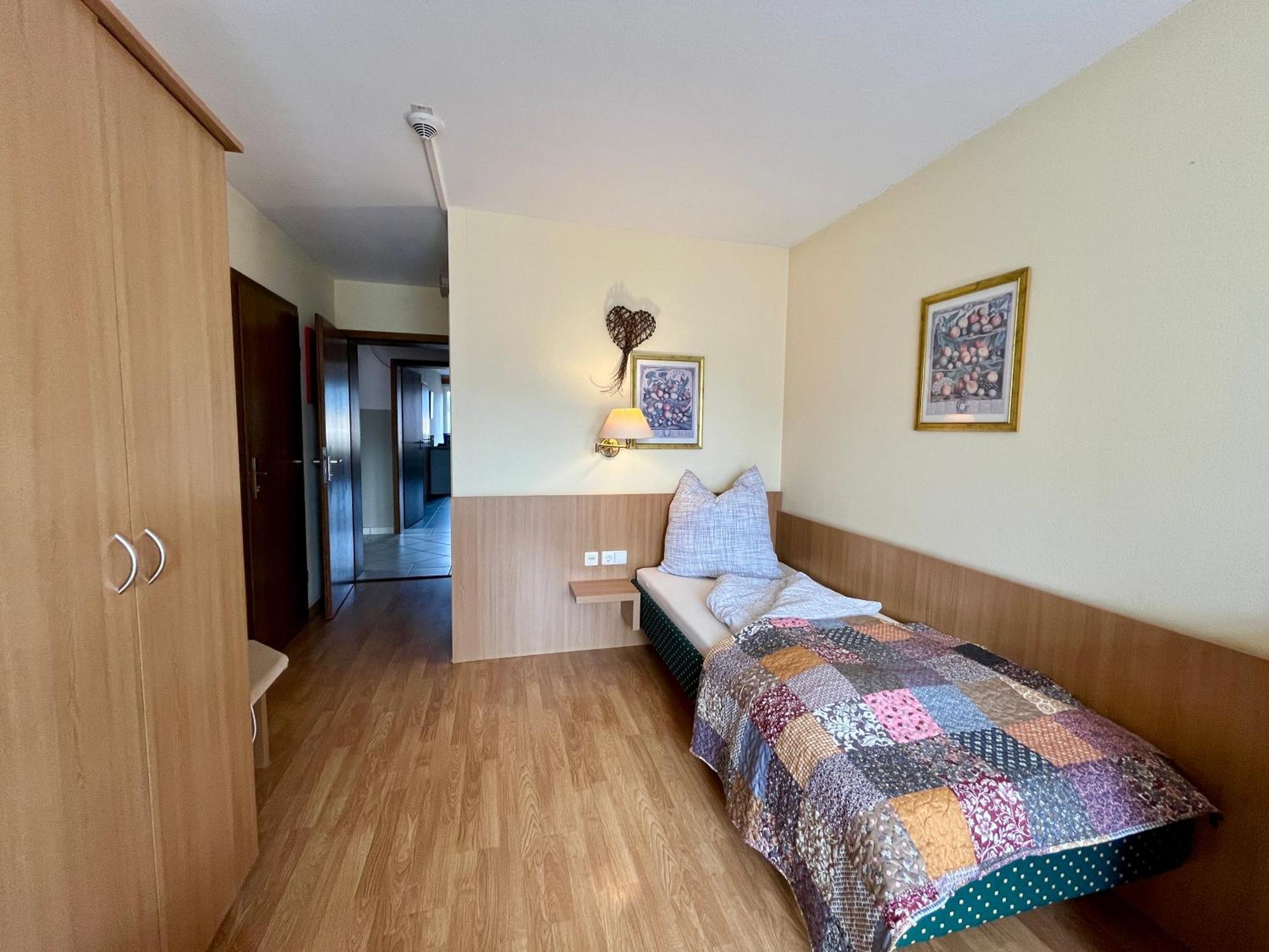 Goldener Hahn B&B Baiersbronn - Ferienwohnungen Mit Hotel Service Nahe Gartenschau Tal X Стая снимка